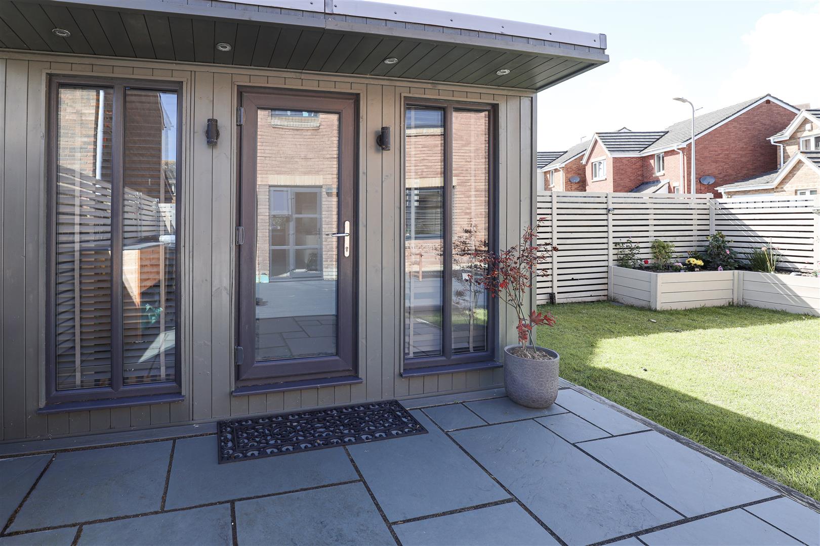 2 Heol Pilipala, Rhoose, Vale of Glamorgan, CF62 3LP